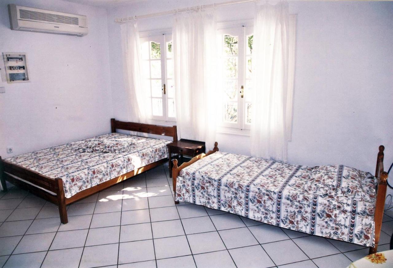 Villa Errieta Atheras Exterior photo